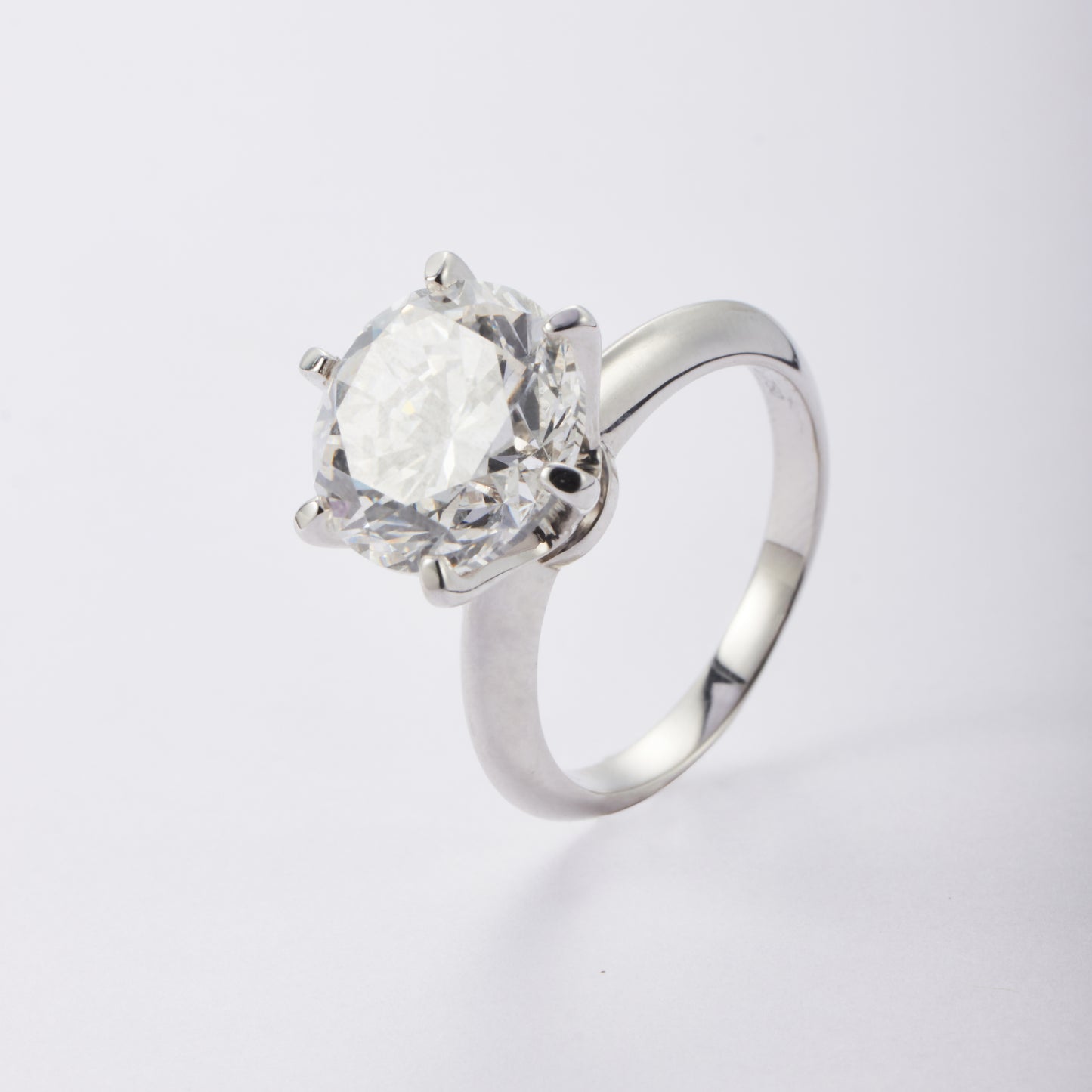 5ct/Ring-Round/Six-prong inlay
